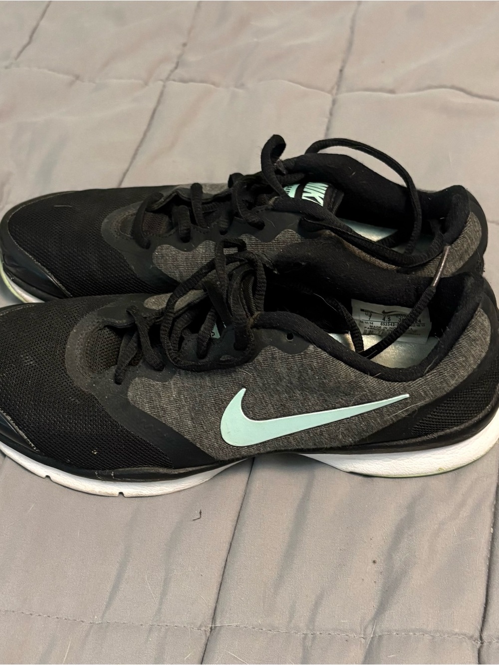 Nike Black & Heather Gray Sneakers with Mint Swoosh